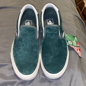 Vans slip on